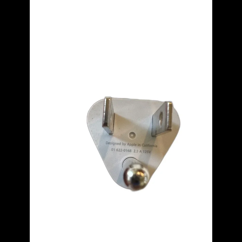 Lot of 2 Genuine Apple 10W USB Power Adapter‎ A1357